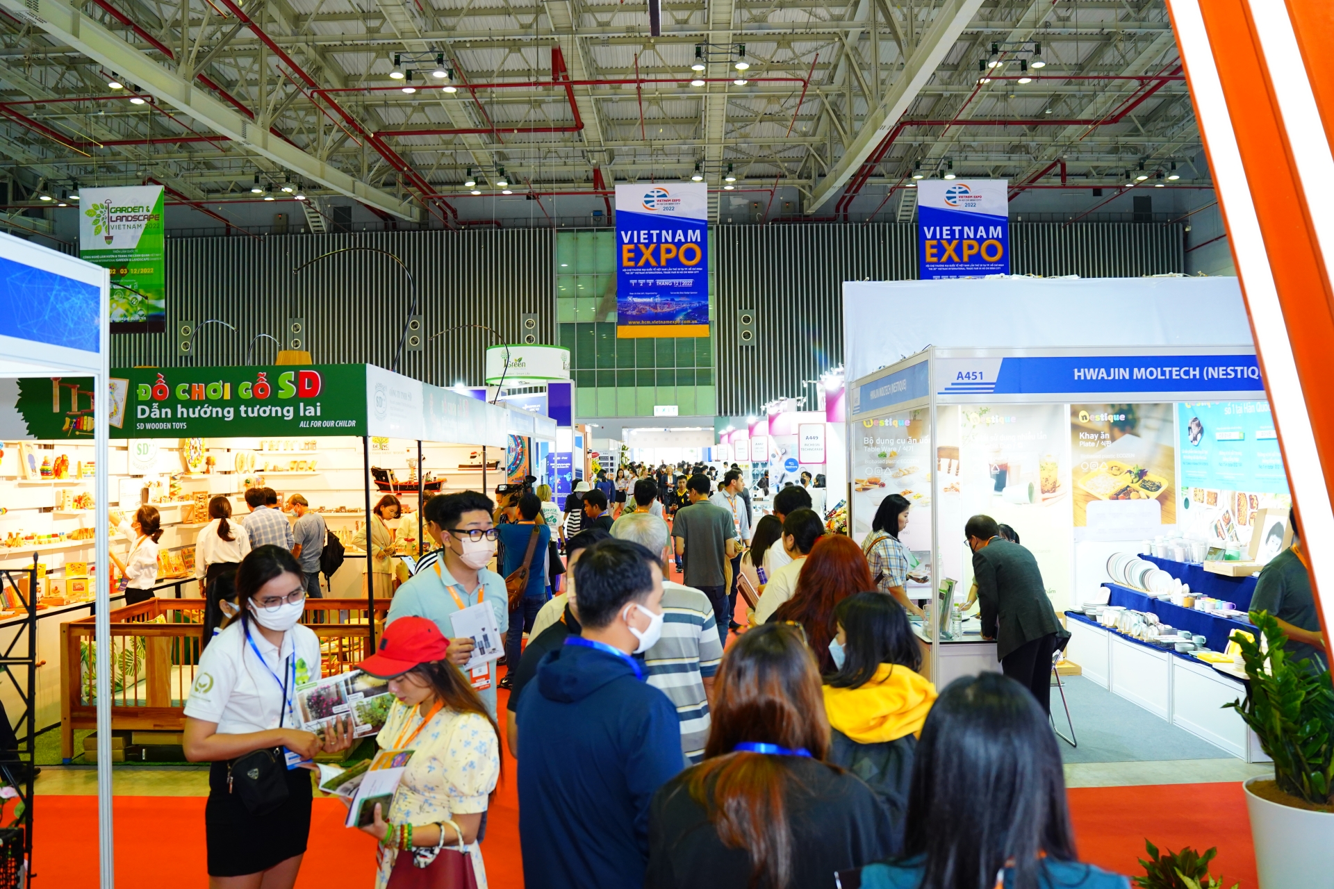 1.600 gian hàng trưng bày tại Hội chợ Thương mại Quốc tế Việt Nam 2023