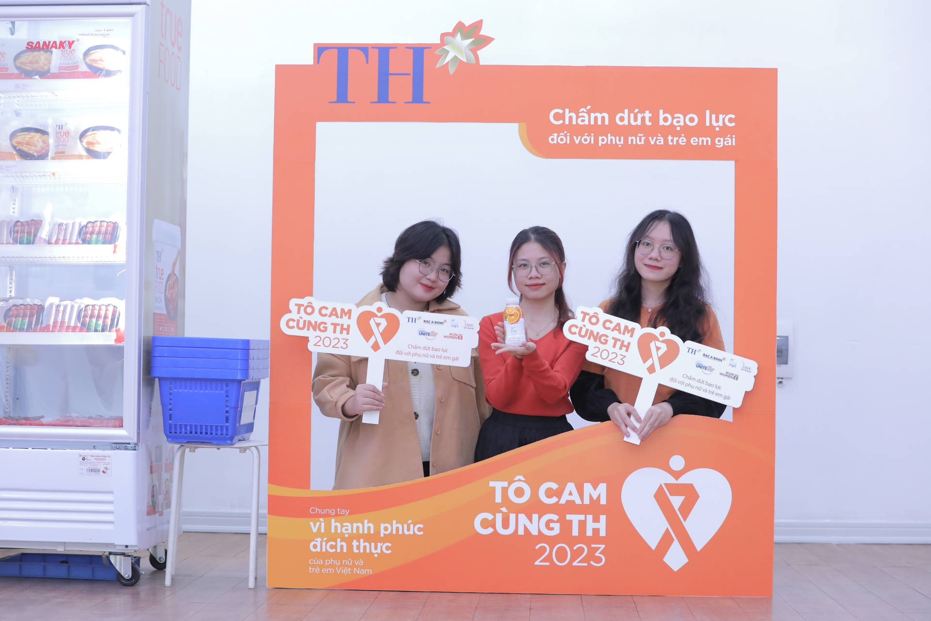 Tô cam cùng TH 2023 - Chung tay vì hạnh phúc đích thực của phụ nữ và trẻ em Việt Nam