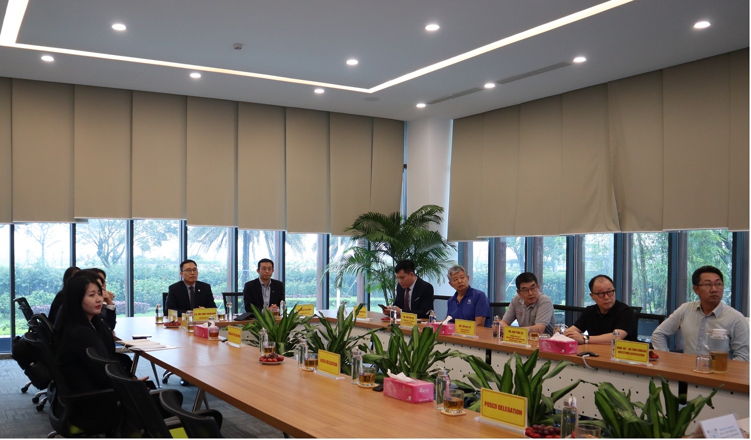 Đại sứ đặc mệnh toàn quyền Hàn Quốc tại Việt Nam thăm Khu công nghiệp VSIP Nghệ An