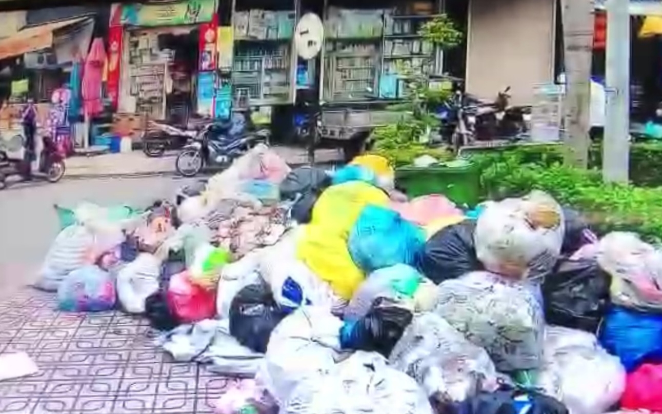 Thực trạng rác thải đáng báo động ở Đồng bằng sông Cửu Long