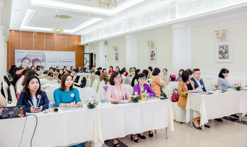 Nâng cao năng lực, kỹ năng cho cán bộ quản lý và các giáo viên triển khai sử dụng hiệu quả bộ tài liệu “Tôi Tự Tin” trong nhà trường Nâng cao năng lực, kỹ năng cho cán bộ quản lý và các giáo viên triển khai sử dụng hiệu quả bộ tài liệu “Tôi Tự Tin” trong nhà trường