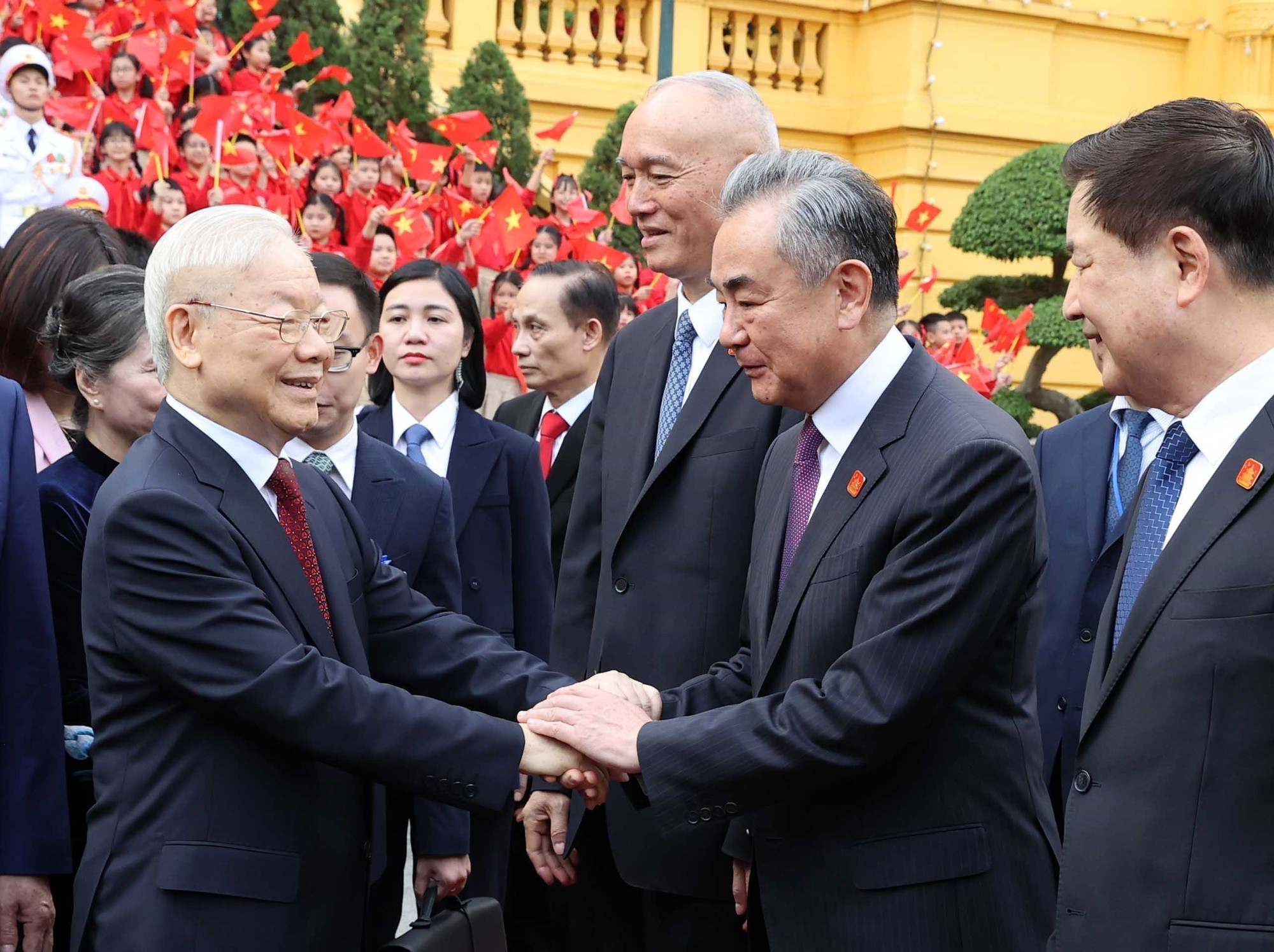 Toàn cảnh Lễ đón Tổng Bí thư, Chủ tịch nước Trung Quốc Tập Cận Bình thăm cấp Nhà nước tới Việt Nam - Ảnh 5.