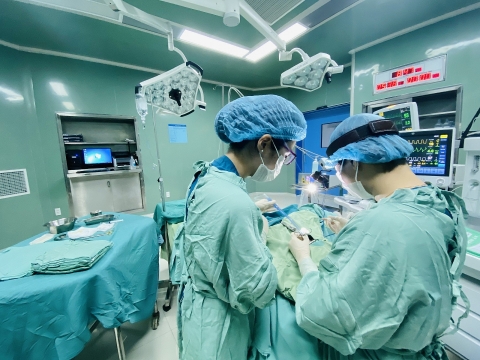 Ngành Y tế tỉnh Quảng Ngãi: Đổi mới mạnh mẽ, toàn diện mang đến dịch vụ tốt nhất cho người dân