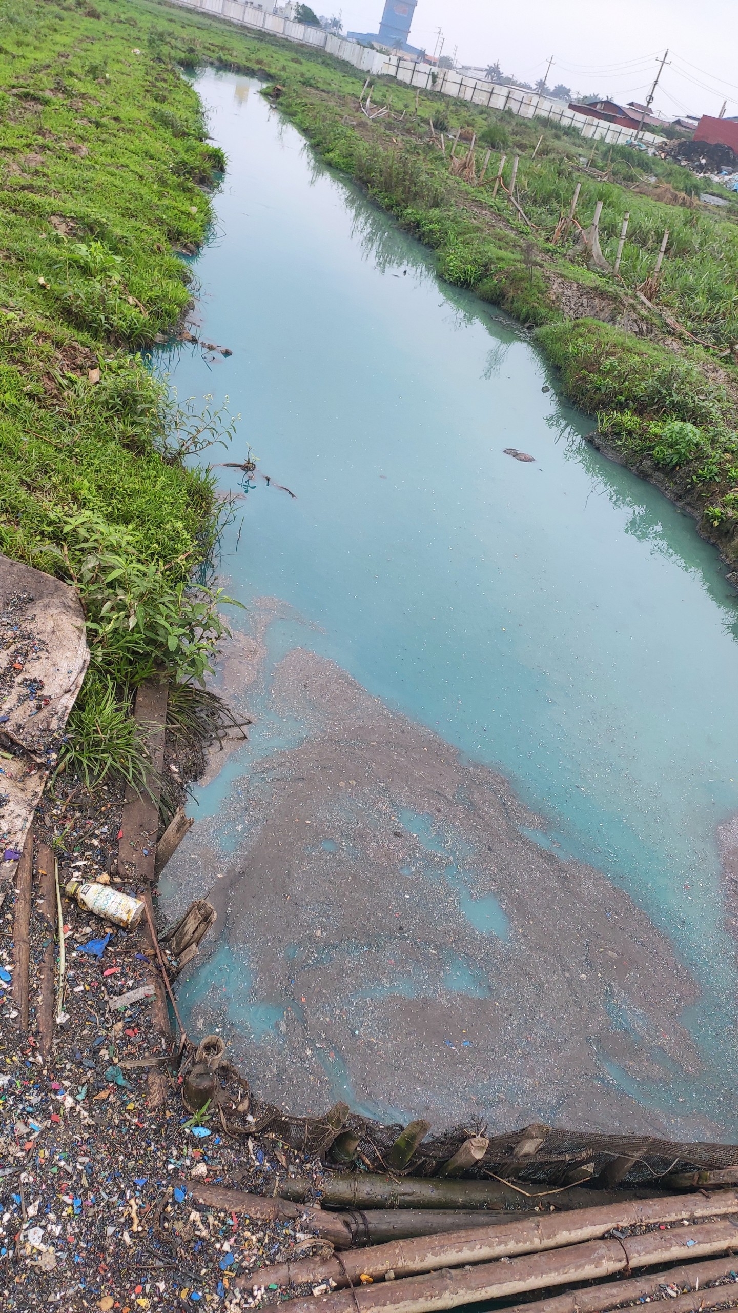 Nhận diện "thủ phạm" gây ô nhiễm môi trường lưu vực sông