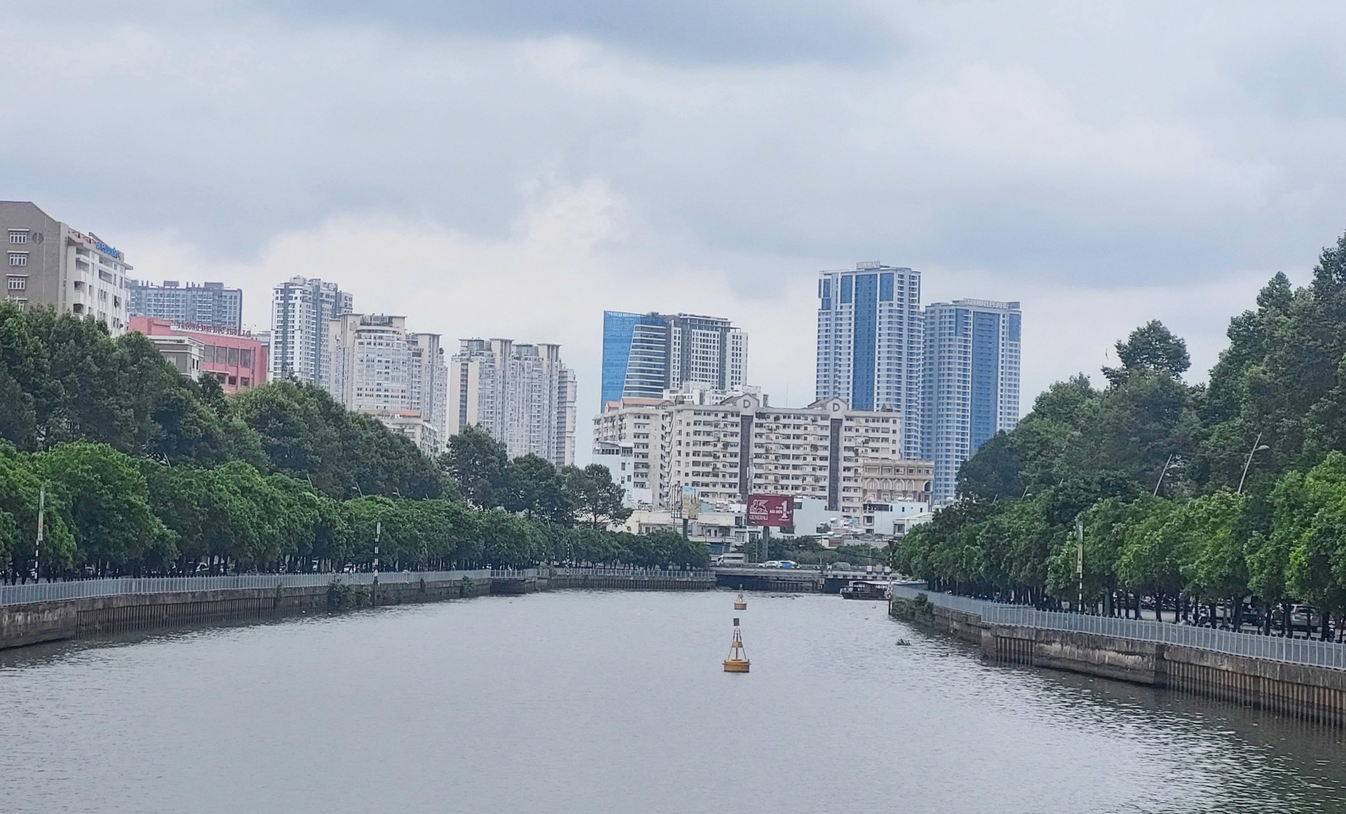 TP. Hồ Chí Minh thúc tiến độ các dự án vệ sinh môi trường