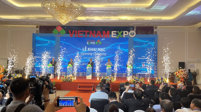Khai mạc Hội chợ Thương mại Quốc tế Việt Nam lần thứ 33