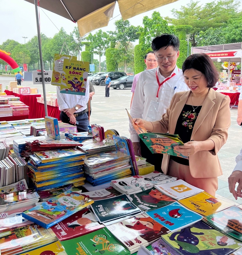 Ngày sách và Văn hóa đọc Bắc Ninh năm 2024 với chủ đề: “Sách hay cần bạn đọc”
