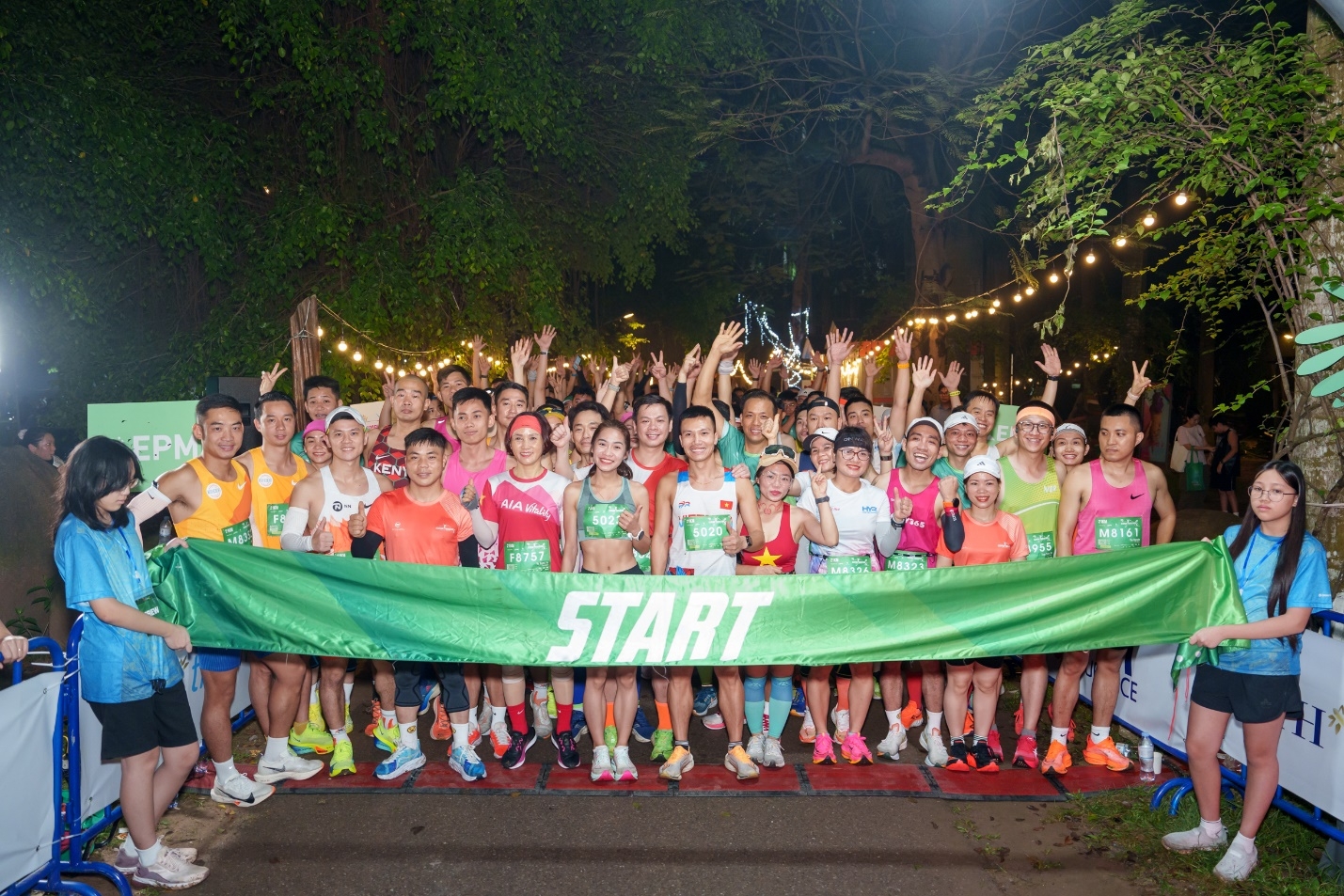 Dàn elite và gần 4.000 vận động viên đổ bộ Ecopark Marathon 2024