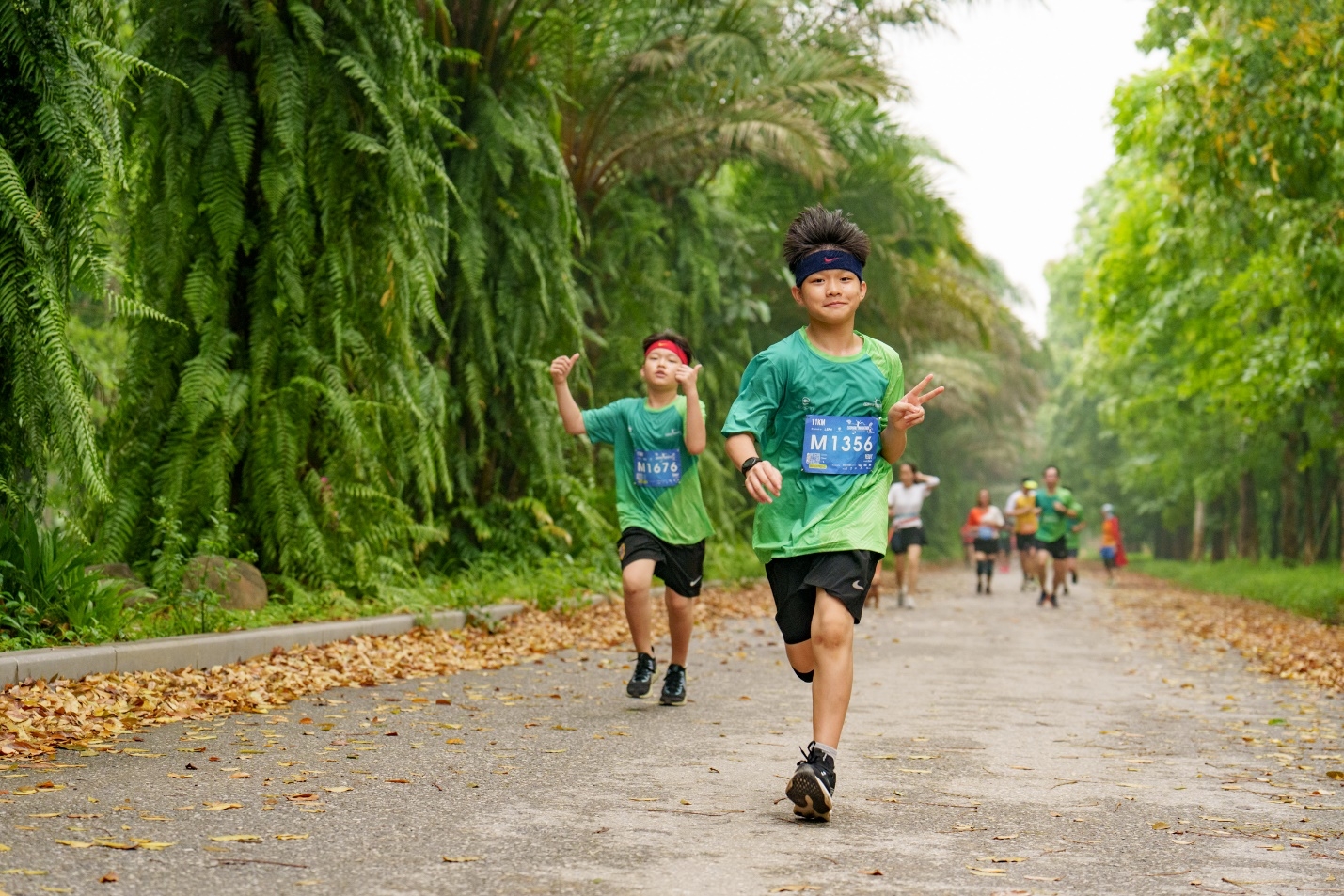 Dàn elite và gần 4.000 vận động viên đổ bộ Ecopark Marathon 2024