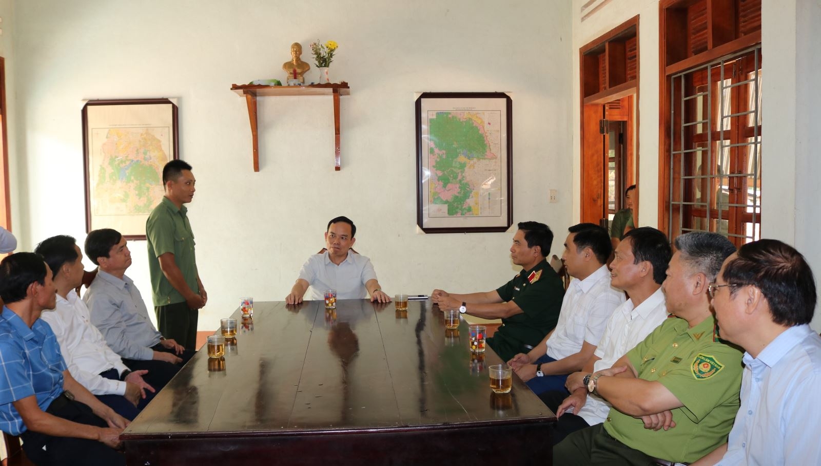 Phó Thủ tướng Chính phủ Trần Lưu Quang thăm, kiểm tra công tác QLBVR tại Vườn Quốc gia Chư Mom Ray