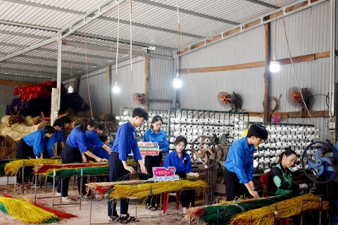 Ghé thăm Làng nghề chiếu cói truyền thống nổi tiếng ở Bình Định