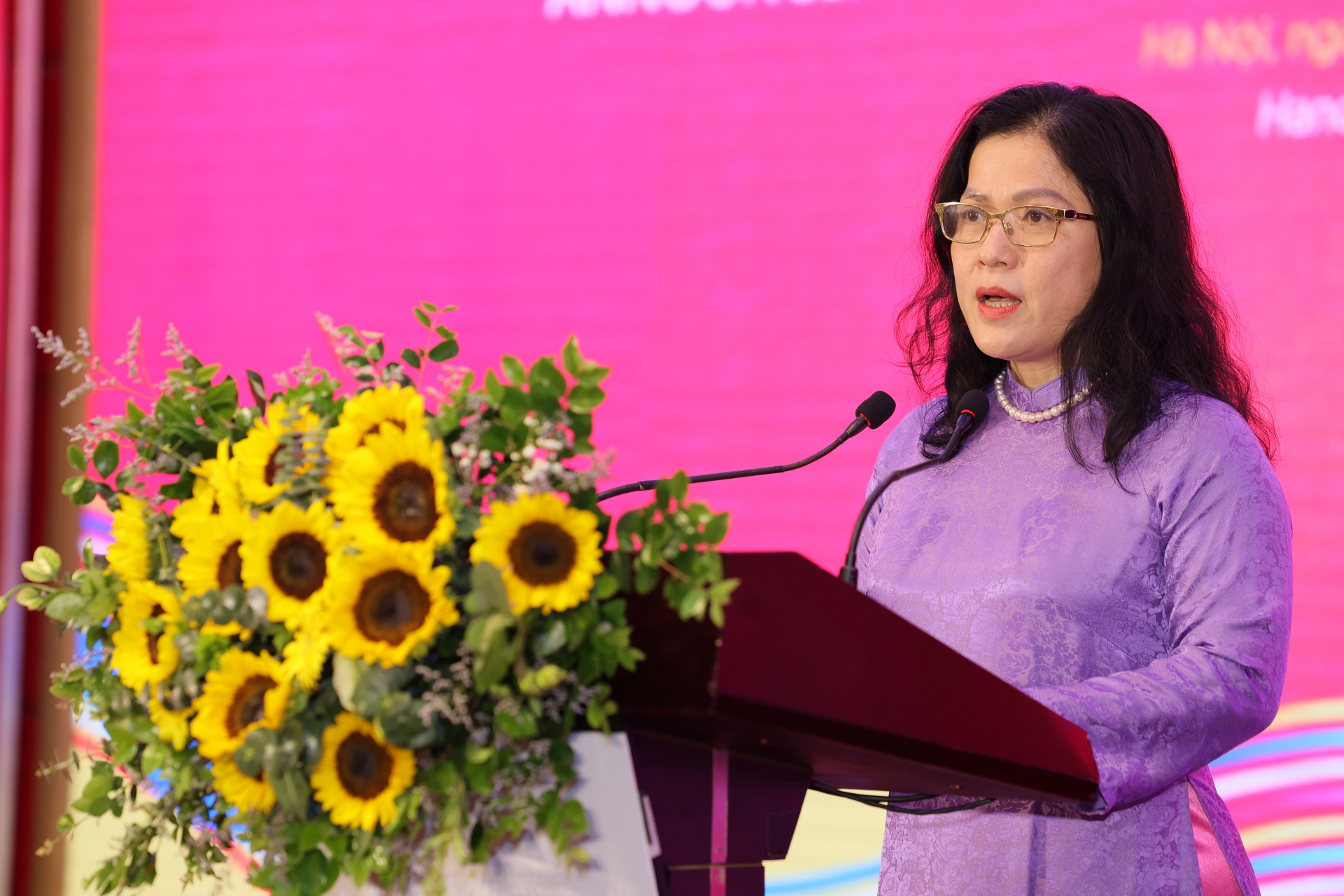 Thứ trưởng Bộ Giáo dục và Đào tạo Nguyễn Thị Kim Chi phát biểu tại sự kiện.