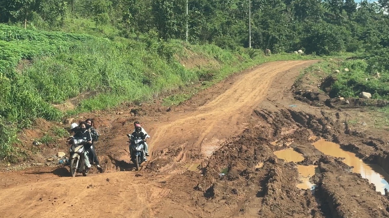 Mang Yang (Gia Lai): Cần kiểm soát xe quá tải để đảm bảo thông suốt tuyến đường trong quá trình thi công