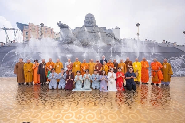 Tây Ninh: Đoàn đại biểu Vesak 2025 đến thăm và làm việc tại núi Bà Đen.