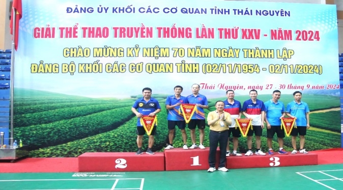 Nhiều hoạt động hướng tới kỷ niệm 70 năm ngày thành lập Đảng bộ Khối các cơ quan tỉnh Thái Nguyên