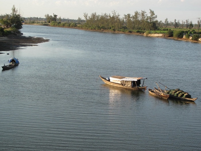 Trước một dòng sông Trước một dòng sông