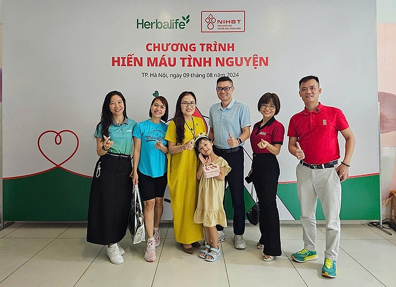 Herbalife Việt Nam lần thứ 7 liên tiếp nhận giải thưởng Trách nhiệm Xã hội Doanh nghiệp của AmCham