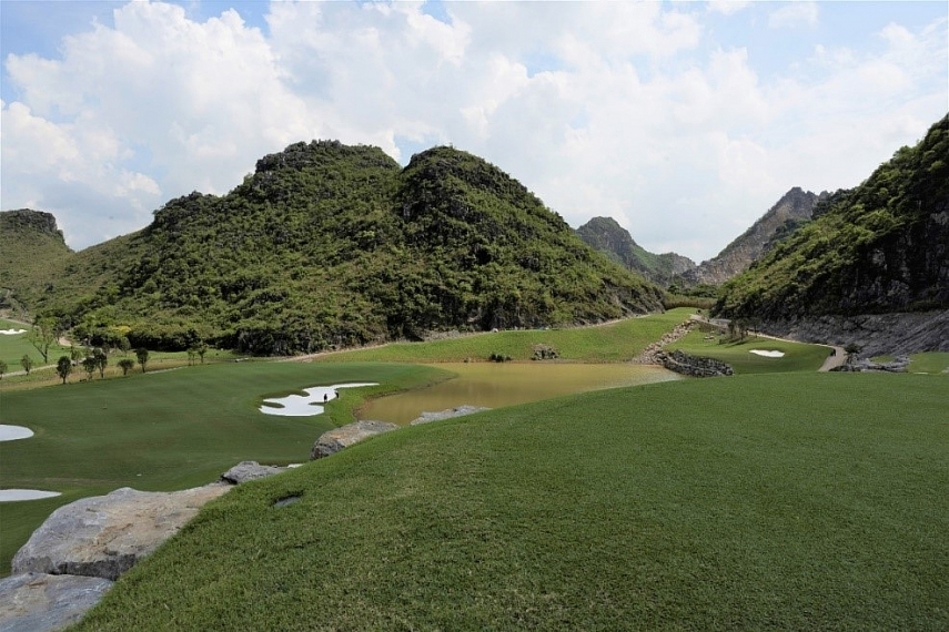 Legend Valley Country Club - Top 10 Sân Gôn Tốt Nhất Việt Nam 2024 Legend Valley Country Club - Top 10 Sân Gôn Tốt Nhất Việt Nam 2024