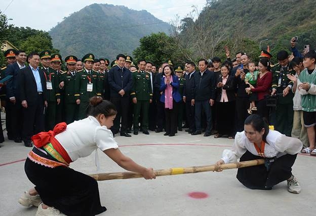 Chủ tịch nước Lương Cường tham dự nhiều hoạt động trong khuôn khổ Chương trình “Xuân Biên phòng ấm lòng dân bản”