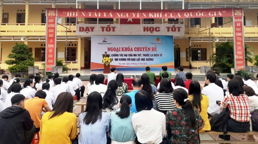 Thanh Hoá: Đẩy mạnh xây dựng môi trường học đường không khói thuốc