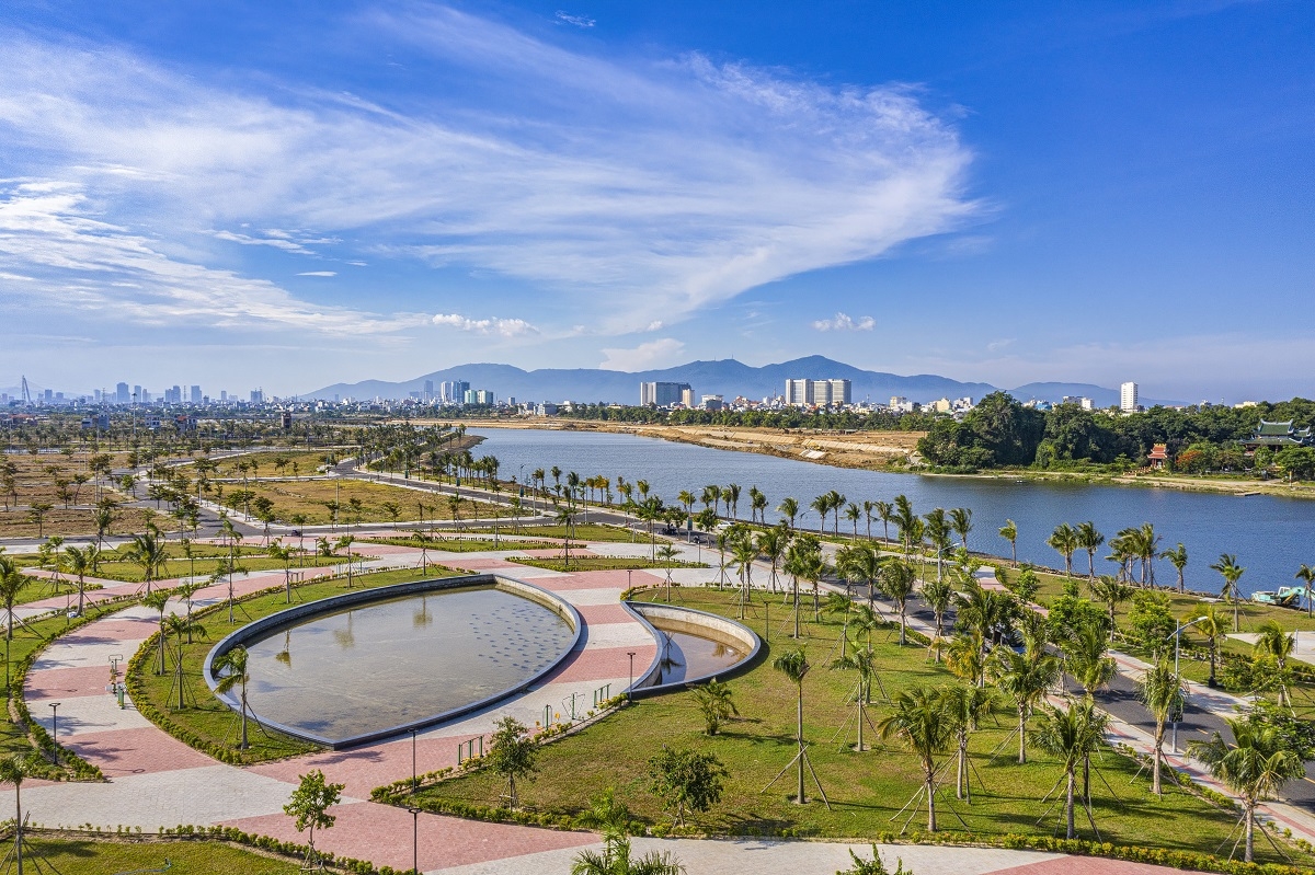 Thành phố biển miền Trung có 2 sân bay và 2 “siêu quy hoạch” giúp thị trường bất động sản tăng trưởng bứt phá Thành phố biển miền Trung có 2 sân bay và 2 “siêu quy hoạch” giúp thị trường bất động sản tăng trưởng bứt phá