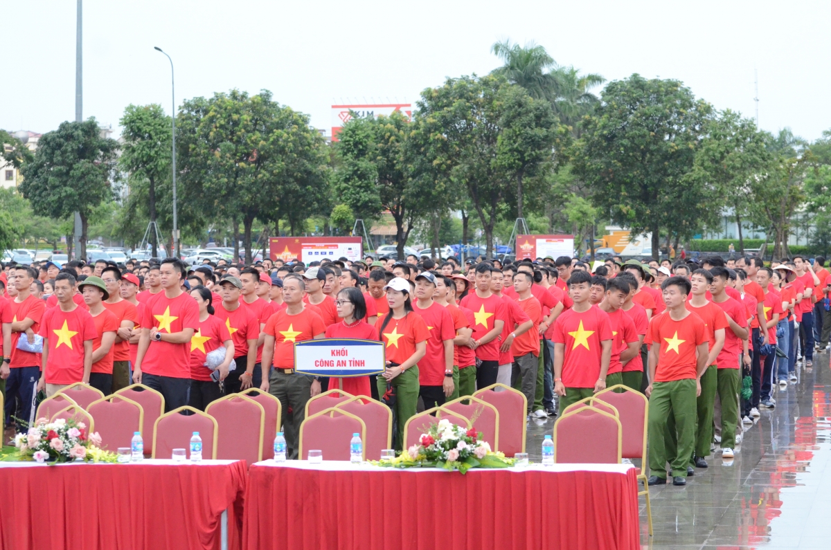 Hưng Yên, sôi nổi hưởng ứng chương trình “Cùng Việt Nam tiến bước”