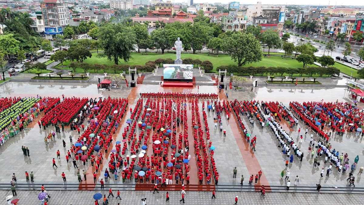 Hưng Yên, sôi nổi hưởng ứng chương trình “Cùng Việt Nam tiến bước” Hưng Yên, sôi nổi hưởng ứng chương trình “Cùng Việt Nam tiến bước”