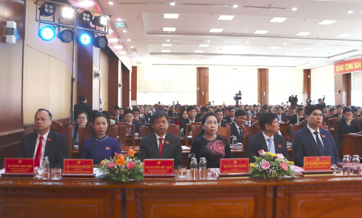 Đại hội Đảng bộ UBND tỉnh Gia Lai lần thứ I: Quyết tâm kiến tạo phát triển kinh tế - xã hội với 5 trụ cột , 4 đột phá Đại hội Đảng bộ UBND tỉnh Gia Lai lần thứ I: Quyết tâm kiến tạo phát triển kinh tế - xã hội với 5 trụ cột , 4 đột phá