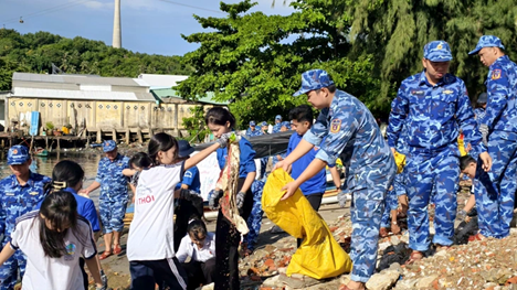 “Ngày thứ Bảy tình nguyện” tại Phú Quốc