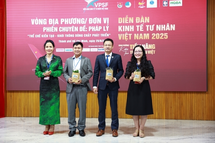 Chuyên gia đề xuất tạo khung pháp lý đồng bộ, minh bạch cho mô hình kinh tế bền vững Chuyên gia đề xuất tạo khung pháp lý đồng bộ, minh bạch cho mô hình kinh tế bền vững