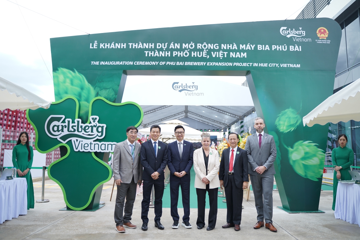 Ngày 26/8, tại thành phố Huế, Carlsberg Việt Nam phối hợp cùng UBND Thành phố Huế chính thức khánh thành dự án mở rộng nhà máy bia Phú Bài.