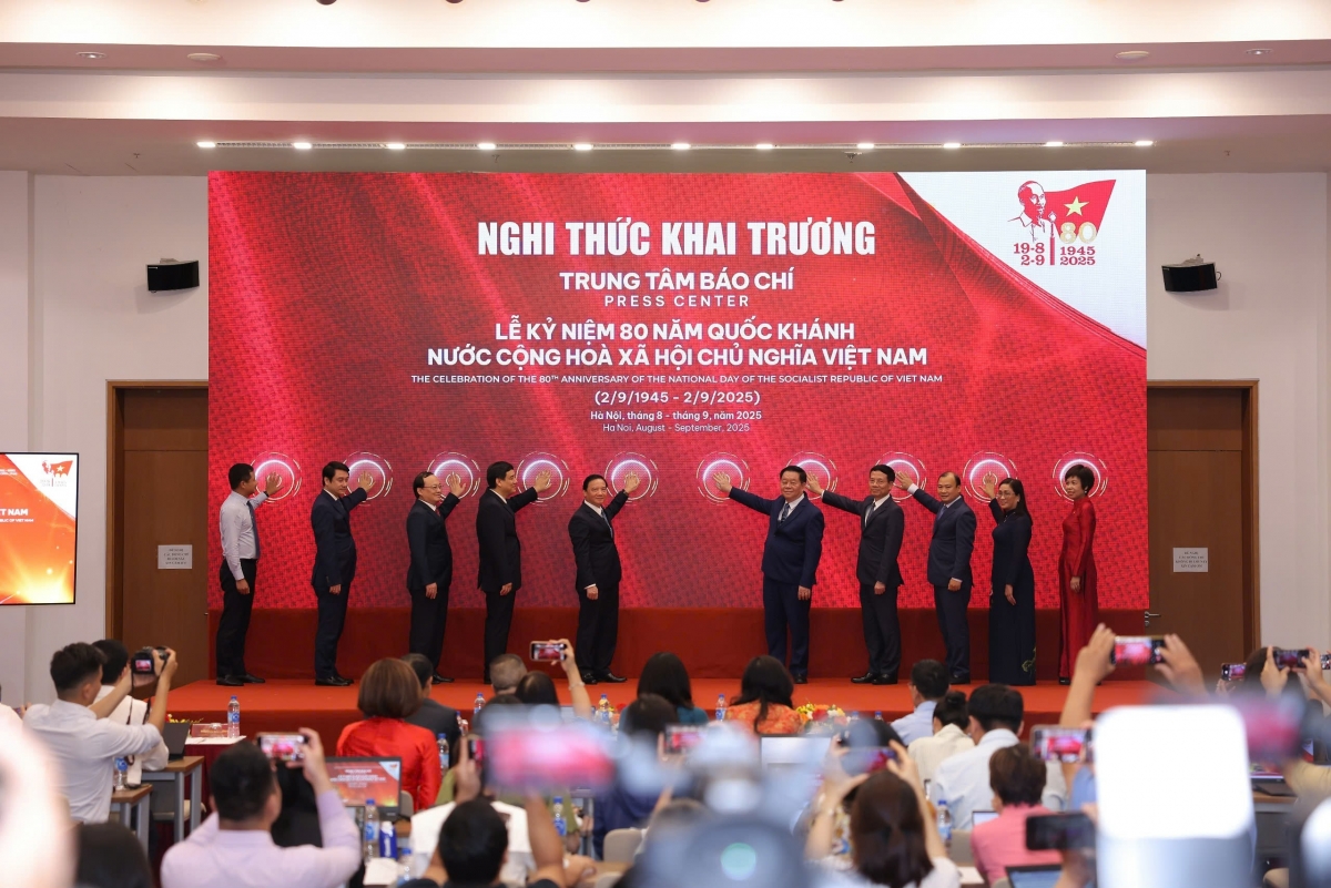 Khai trương Trung tâm Báo chí và phát hành bộ tem đặc biệt kỷ niệm 80 năm Quốc khánh