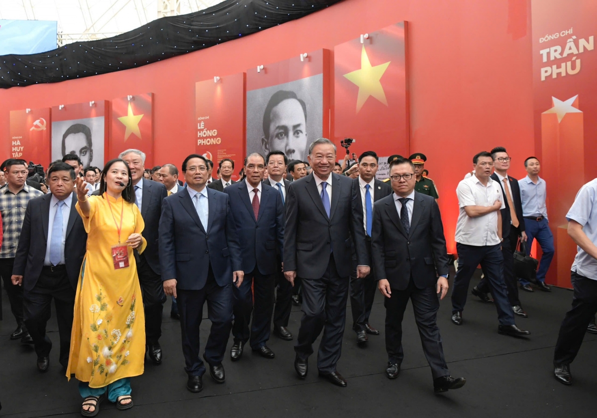 Triển lãm thành tựu đất nước 