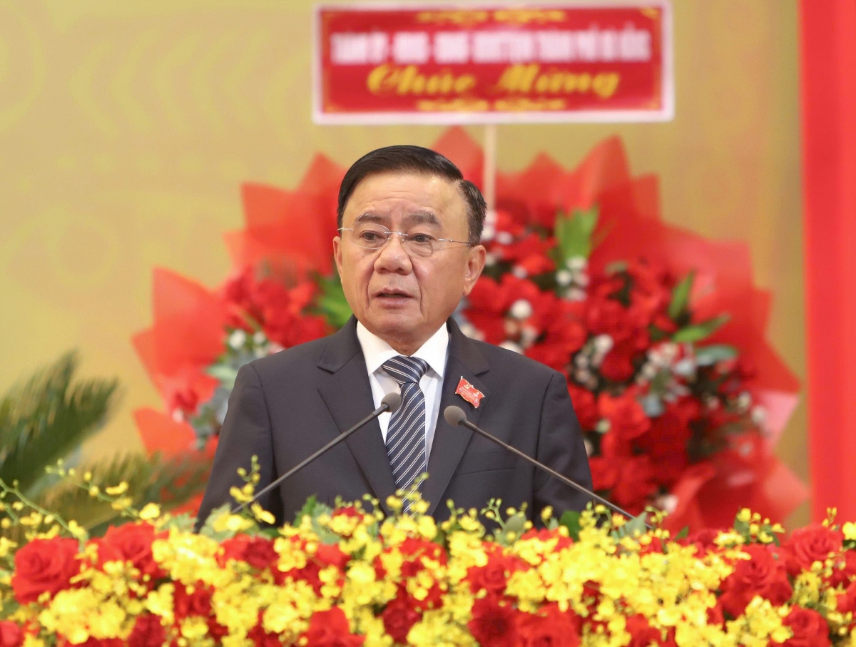 đồng chí Trần Cẩm Tú, Ủy viên Bộ Chính trị, Thường trực Ban Bí thư Trung ương Đảng đến dự và phát biểu chỉ đạo đồng chí Trần Cẩm Tú, Ủy viên Bộ Chính trị, Thường trực Ban Bí thư Trung ương Đảng đến dự và phát biểu chỉ đạo