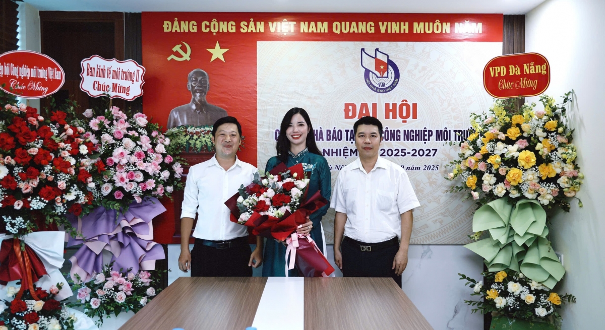 Đại hội Chi hội Nhà báo Tạp chí Công nghiệp môi trường nhiệm kỳ 2025 - 2027 thành công tốt đẹp Đại hội Chi hội Nhà báo Tạp chí Công nghiệp môi trường nhiệm kỳ 2025 - 2027 thành công tốt đẹp