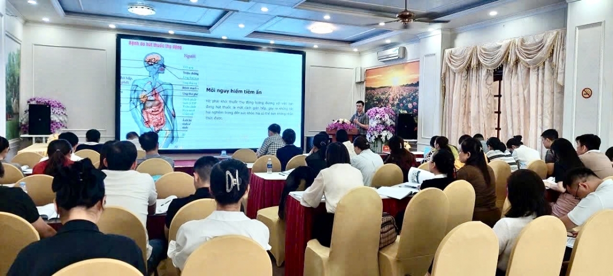 Nghệ An tổ chức tập huấn xây dựng cơ sở y tế không khói thuốc lá năm 2025