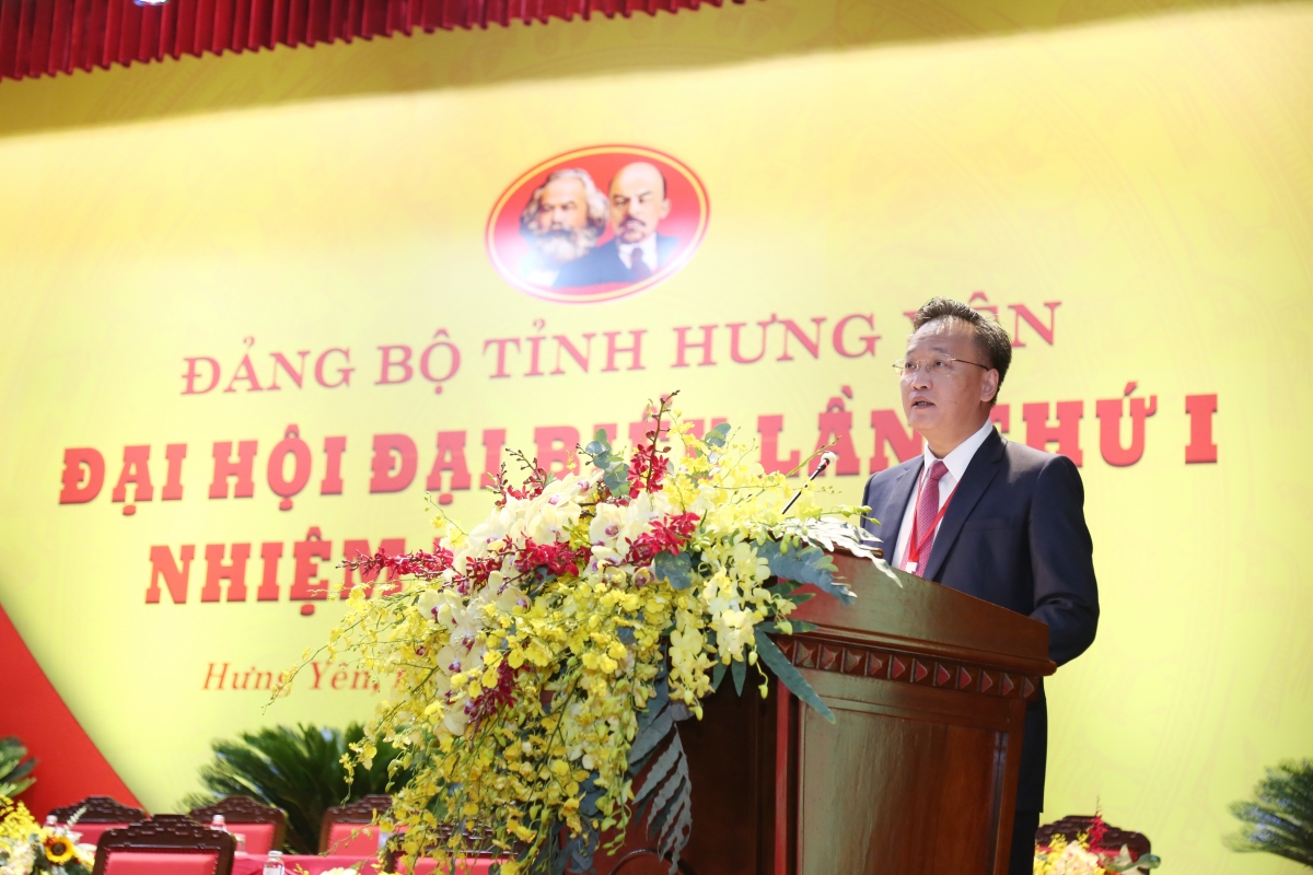 Đại hội đại biểu Đảng bộ tỉnh Hưng Yên lần thứ I, nhiệm kỳ 2025 -2030 bước vào ngày làm việc thứ nhất