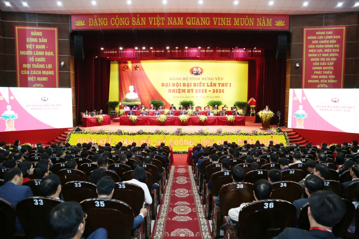 Đại hội đại biểu Đảng bộ tỉnh Hưng Yên lần thứ I, nhiệm kỳ 2025 -2030 bước vào ngày làm việc thứ nhất