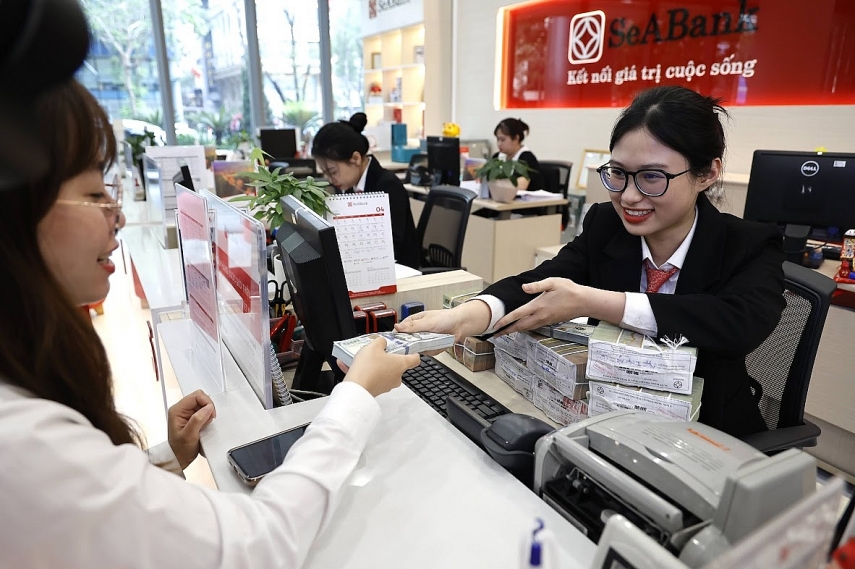 SeABank lần thứ 6 được vinh danh trong Top 50 doanh nghiệp có lợi nhuận xuất sắc nhất Việt Nam năm 2025