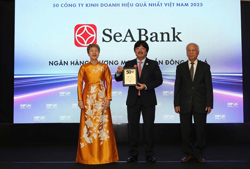 SeABank lần thứ 6 được vinh danh trong Top 50 doanh nghiệp có lợi nhuận xuất sắc nhất Việt Nam năm 2025
