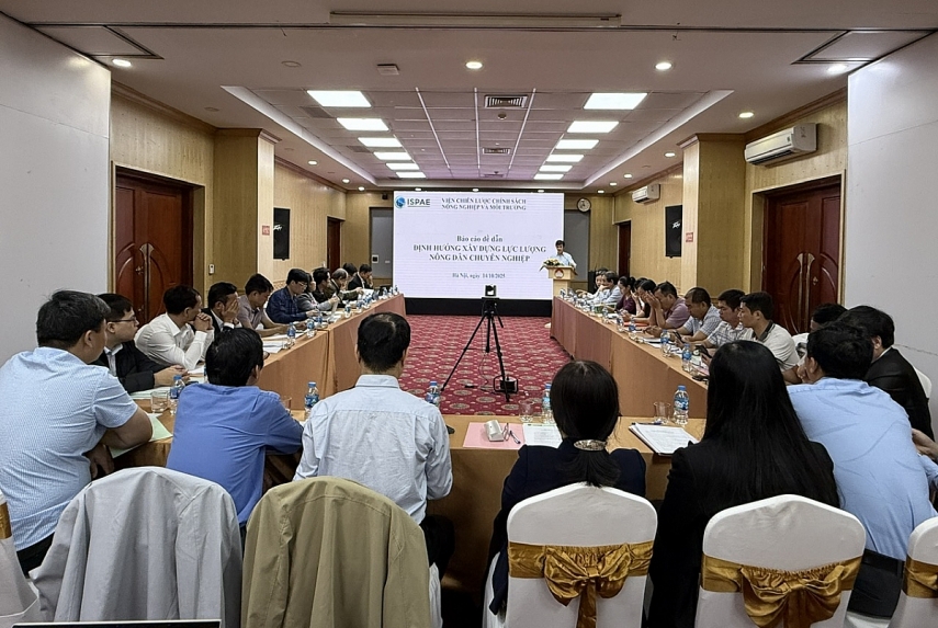 Định hướng chính sách phát triển đội ngũ nông dân chuyên nghiệp của Việt Nam trong giai đoạn mới