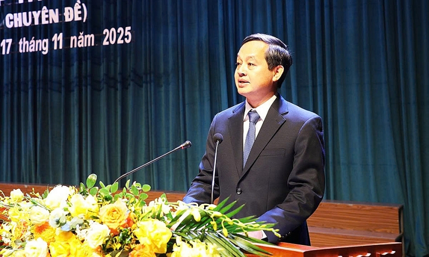 Đồng chí Phạm Hoàng Sơn được bầu giữ chức Chủ tịch UBND tỉnh Bắc Ninh Đồng chí Phạm Hoàng Sơn được bầu giữ chức Chủ tịch UBND tỉnh Bắc Ninh