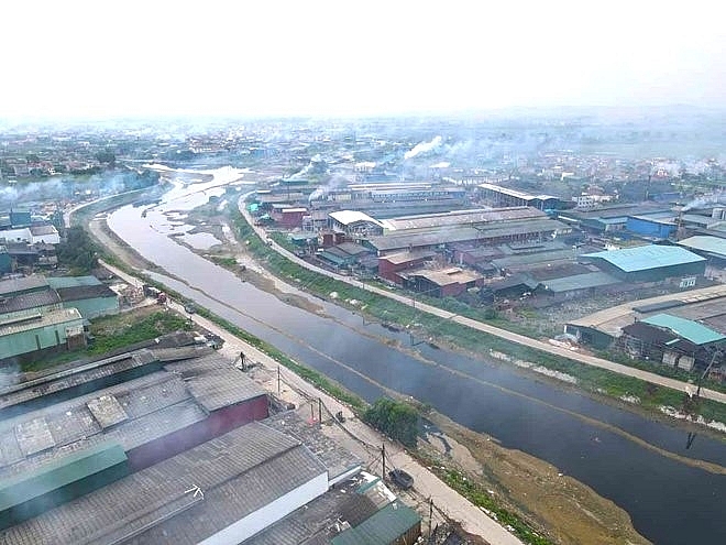 Bảo vệ môi trường trong tình hình mới là một trong các nhiệm vụ trọng tâm, thực hiện song hành cùng phát triển kinh tế- xã hội