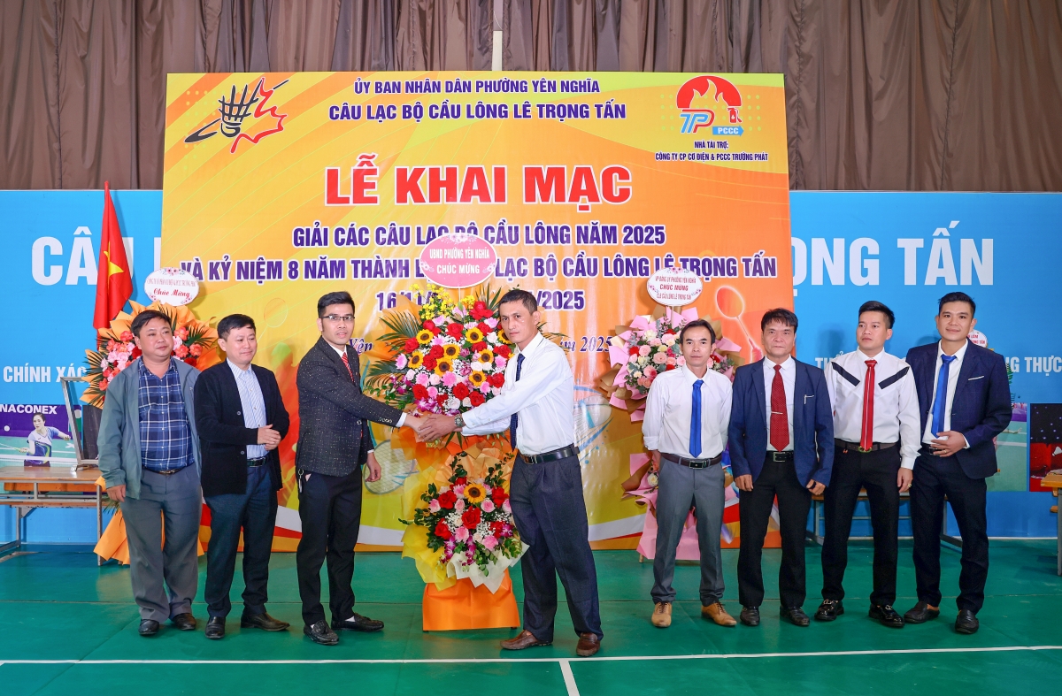 Tổ chức thành công Giải các Câu lạc bộ cầu lông năm 2025 và kỷ niệm 8 năm thành lập Clb cầu lông Lê Trọng Tấn
