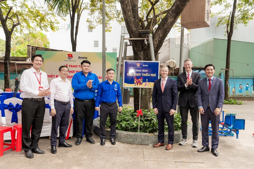 Amway Việt Nam khánh thành kho trung tâm triệu đô tại TP. Hồ Chí Minh Amway Việt Nam khánh thành kho trung tâm triệu đô tại TP. Hồ Chí Minh