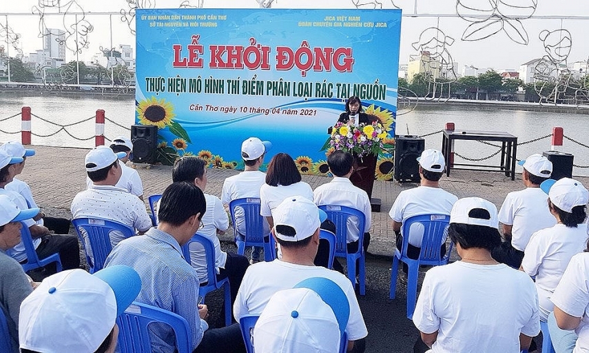 Sở TN&MT TP. Cần Thơ vừa cùng Tổ chức JICA tại Việt Nam khởi động thực hiện mô hình thí điểm phân loại rác thải tại nguồn ở quận Ninh Kiều Sở TN&MT TP. Cần Thơ vừa cùng Tổ chức JICA tại Việt Nam khởi động thực hiện mô hình thí điểm phân loại rác thải tại nguồn ở quận Ninh Kiều