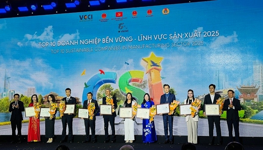 Top 10 DN bền vững trong lĩnh vực sản xuất năm 2025 Top 10 DN bền vững trong lĩnh vực sản xuất năm 2025