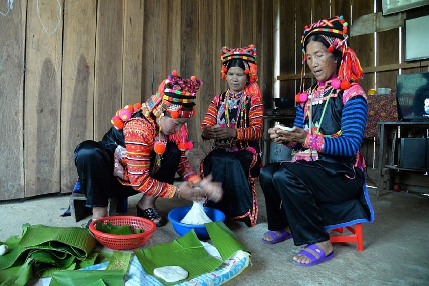 Vui tết cổ truyền của người Hà Nhì ở cực Tây Tổ quốc