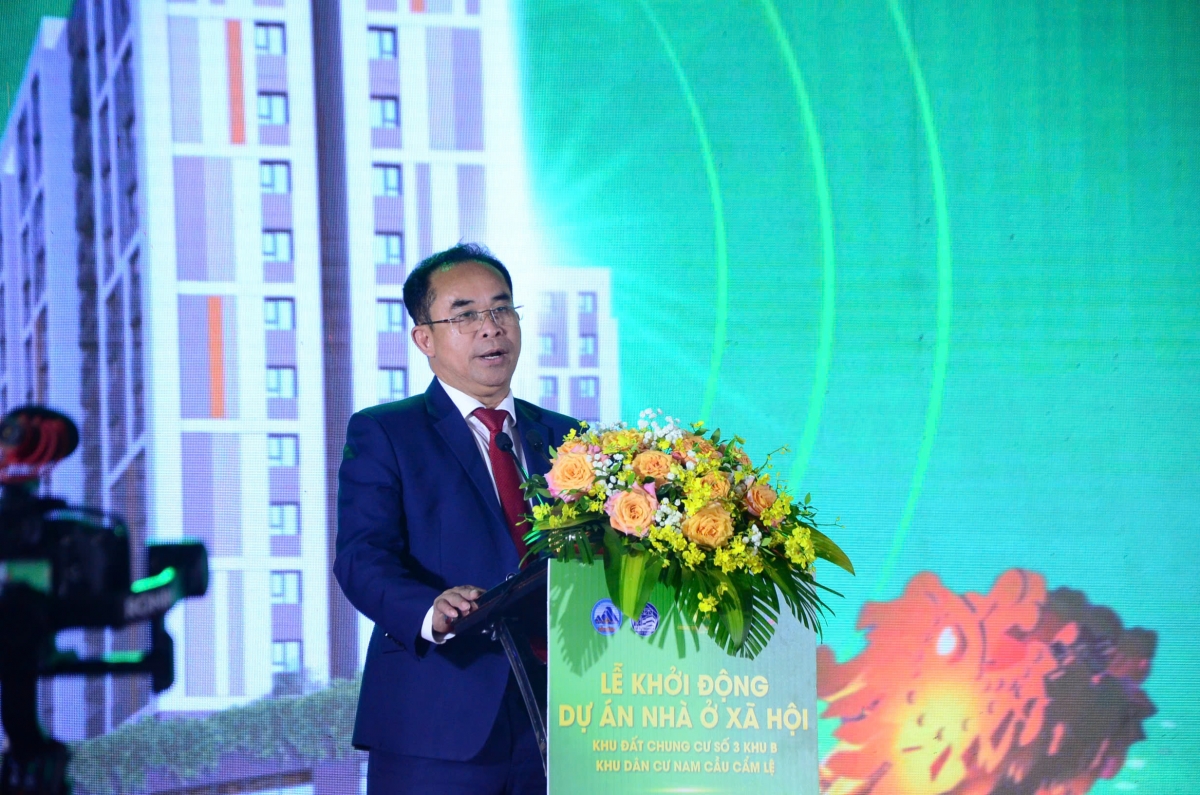 Phó Chủ tịch UBND TP Đà Nẵng Trần Anh Tuấn phát biểu tại Lễ khởi động Dự án nhà ở xã hội, khu đất chung cư số 3 – KDC Nam cầu Cẩm Lệ