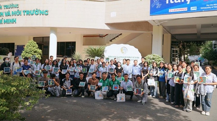 Mô hình khơi dậy tinh thần trách nhiệm với môi trường trong thế hệ trẻ Mô hình khơi dậy tinh thần trách nhiệm với môi trường trong thế hệ trẻ